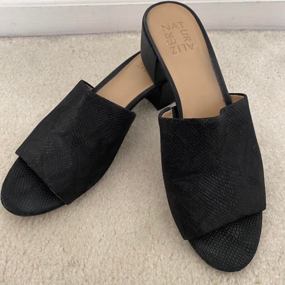 Black Naturalizer Mules